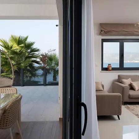 Palm Bay 1, Heated Pool - 5 M From The Sea 빌라