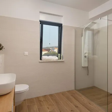 Βίλα Palm Bay 1, Heated Pool - 5 M From The Sea