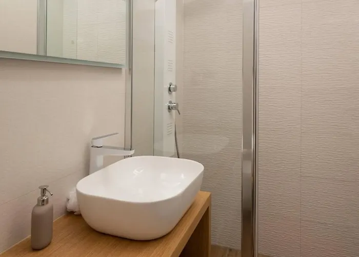 Palm Bay 1, Heated Pool - 5 M From The Sea Villa Razanj