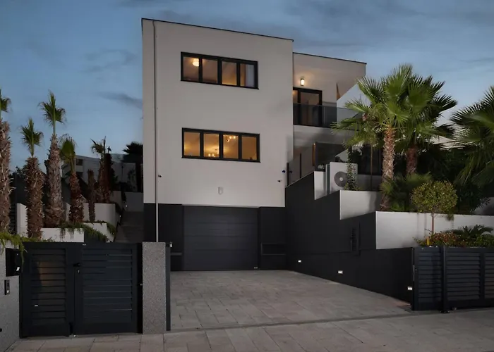 Palm Bay 1, Heated Pool - 5 M From The Sea Villa