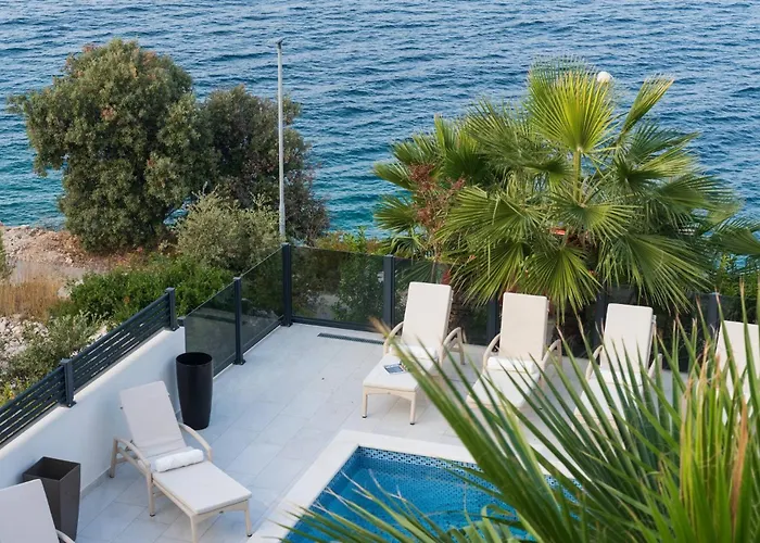 别墅 Palm Bay 1, Heated Pool - 5 M From The Sea Ražanj