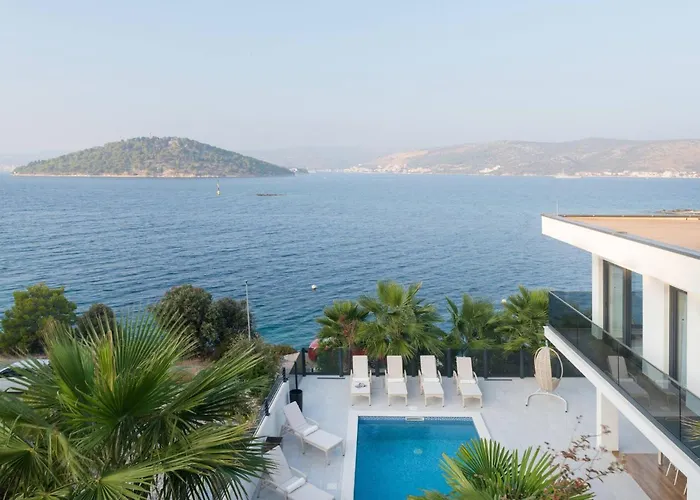 Villa Palm Bay 1, Heated Pool - 5 M From The Sea *