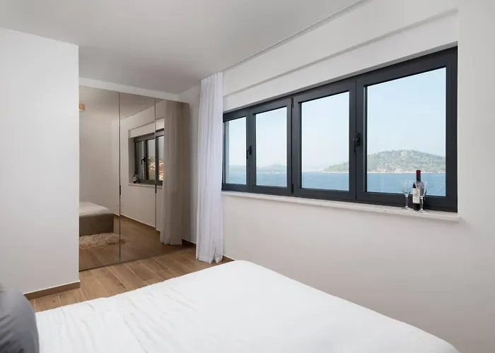 Palm Bay 1, Heated Pool - 5 M From The Sea *